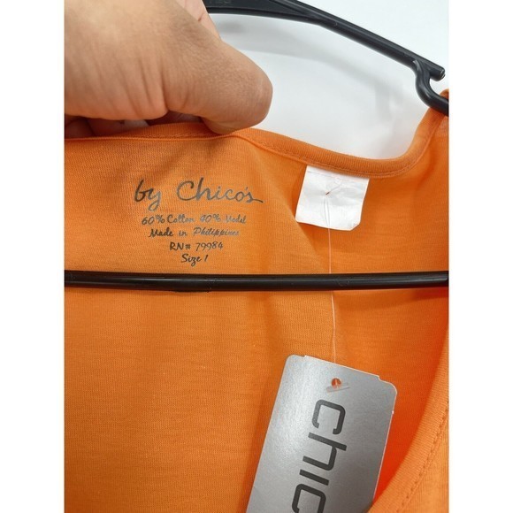 Chico's Short Sleeve V-Neck Orange /melón Color Women's T-Shirt Size 1 - Picture 2 of 7
